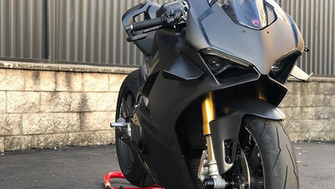 Carbon Ducati Panigale V4